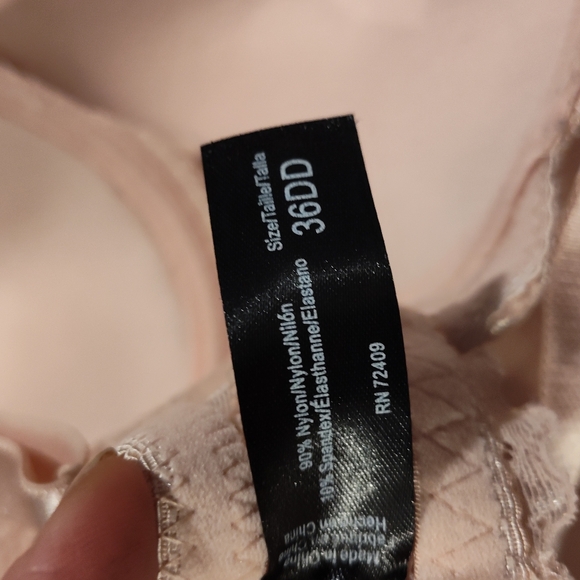 NWT!! Rene' Rofe' Bra Bundle 36DD (3) - Picture 8 of 14